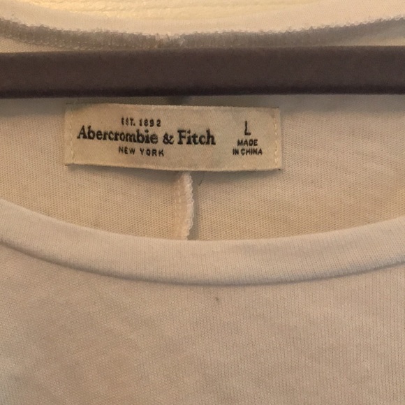 white tee, sheer at bottom - Picture 2 of 4